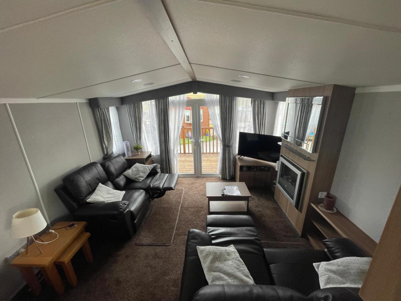Lake District Stunning Lodge Plumbland ภายนอก รูปภาพ
